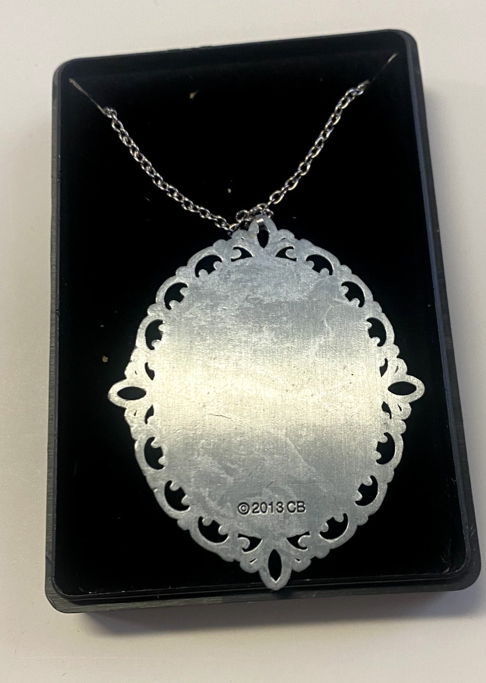 Mother's Kiss Cameo Pendant 18" L Necklace, New # AB-97-1